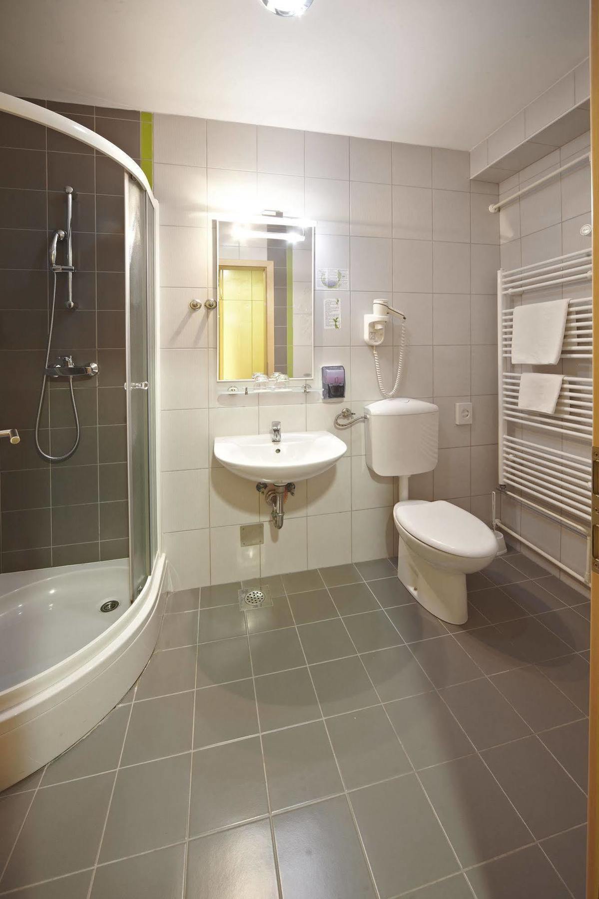 Depadansa Hotel Park - Terme Dobrna Eksteriør billede